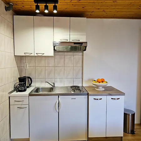 Kanavelic In Old Town Apartment