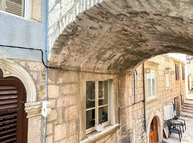 Kanavelic In Old Town * Korčula
